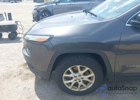 2016 Jeep Cherokee Latitude из США, поврежденный, VIN 1C4PJMCB4GW241454